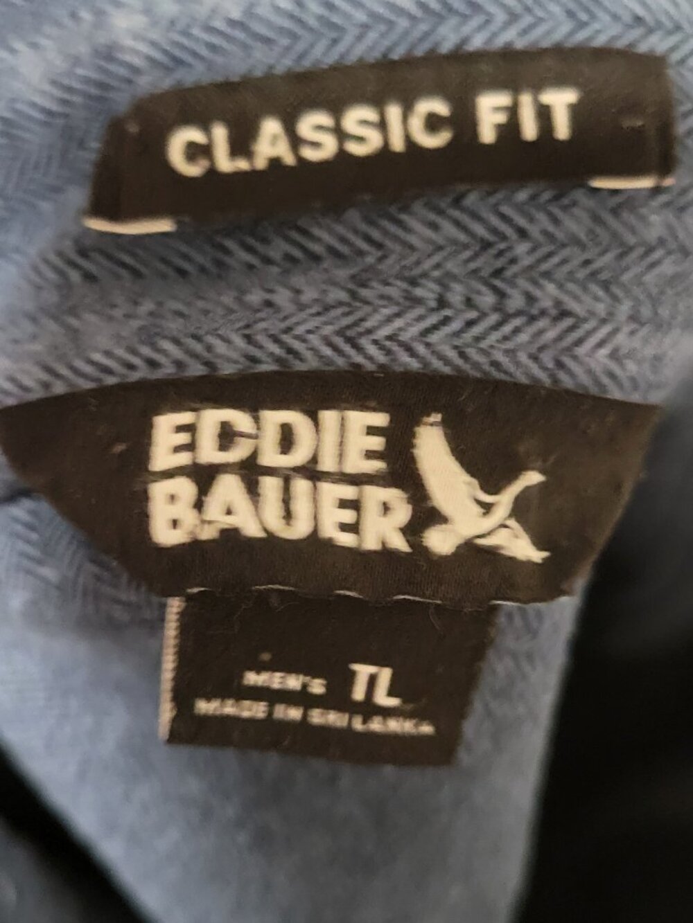 Eddie Bauer Classic Fit Blue Button-Down Shirt - Size Men’s TL - Picture 5 of 5